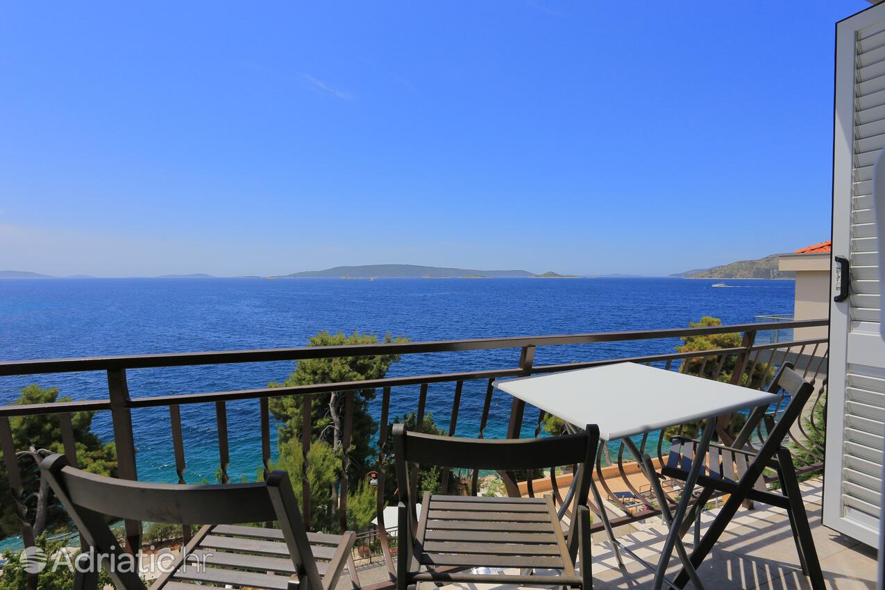 A-16657-b - Alloggi privati - Appartamenti accanto al mare Okrug Donji, Bua - Čiovo