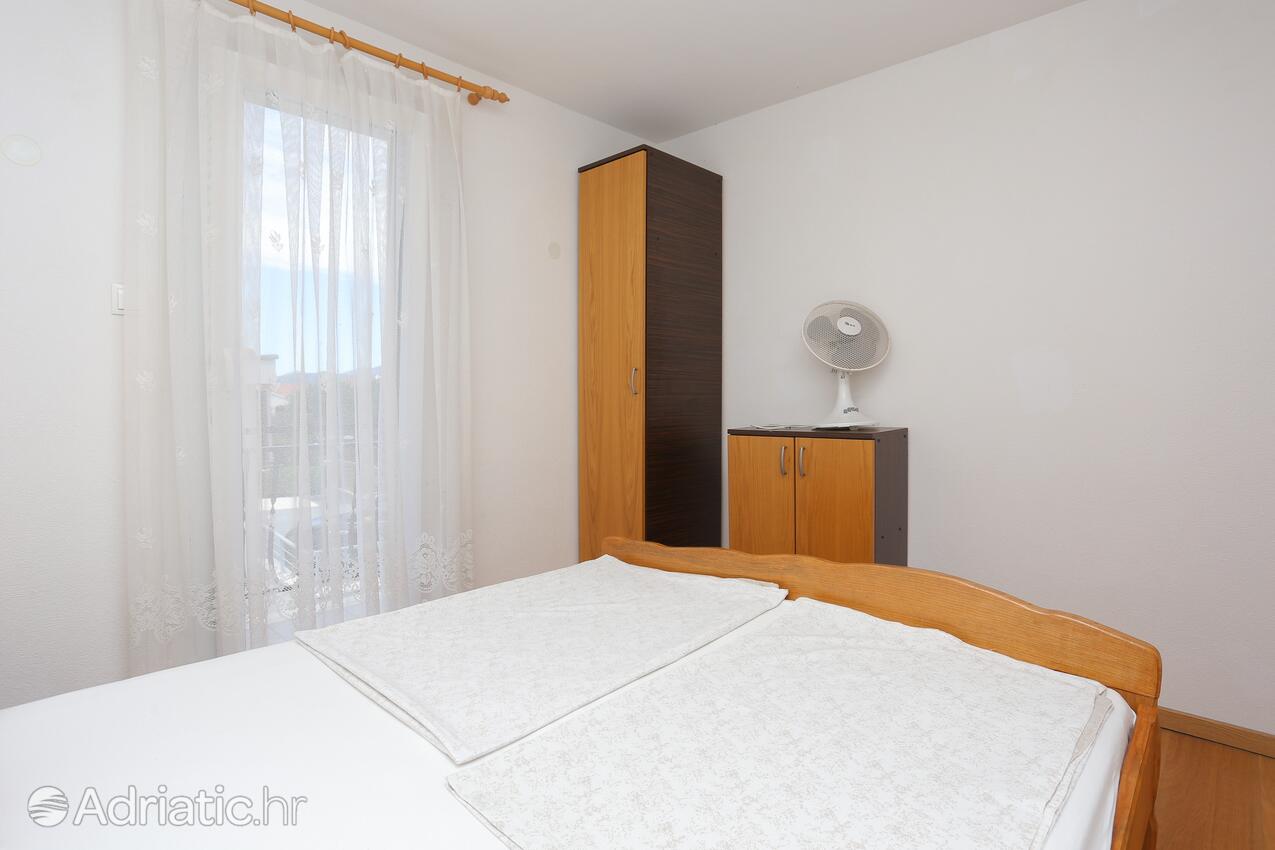 A-16657-b - Alloggi privati - Appartamenti accanto al mare Okrug Donji, Bua - Čiovo