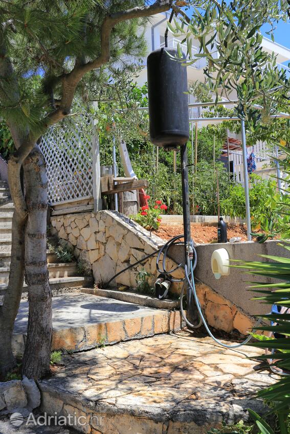 Giardino - Appartamenti accanto al mare Okrug Donji, Bua - Čiovo