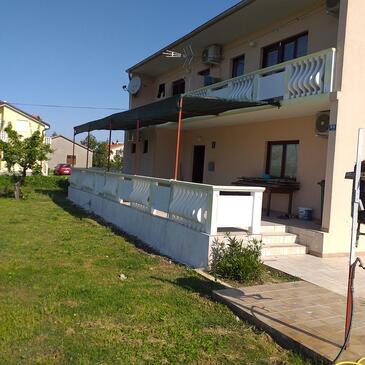 Apartment with balcony Ljubač, North Dalmatia