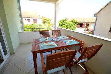 Ferienwohnungen mit Pool für Familien Pakostane, Biograd - 16666