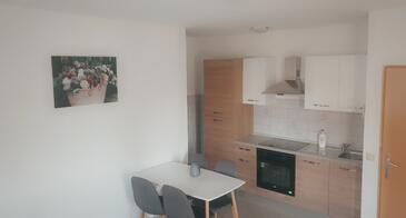 Apartments with parking space Lopar, Rab - 16680