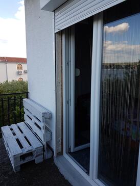 Apartmani uz more Bilice, Krka - 16689