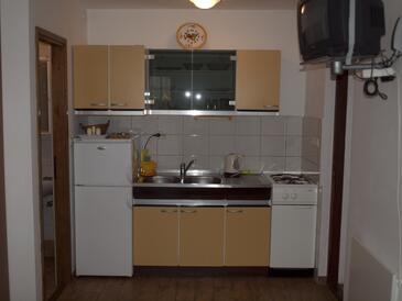 Vir, Kuchyně v ubytování typu studio-apartment, WiFi.