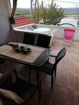 Apartamente lângă mare Gornji Karin, Novigrad - 16716