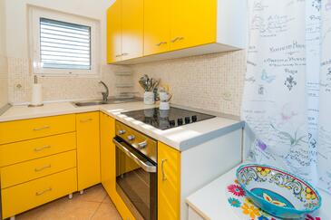 Appartamenti accanto al mare Necujam, Solta - 16729