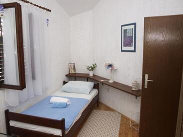 Ferienwohnungen am Meer Vir - Kozjak, Vir - 16734