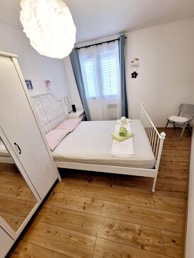 Ferienwohnungen am Meer Betina, Murter - 16742