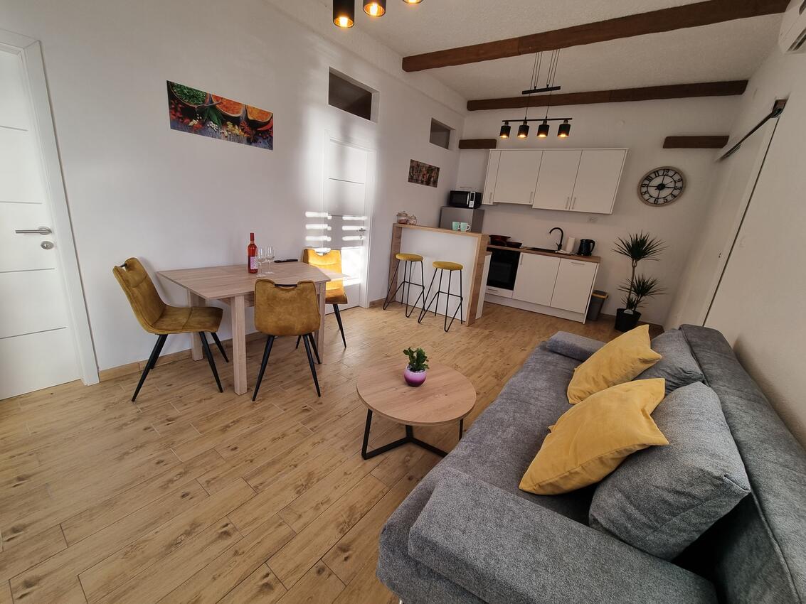 Apartmanok a tenger mellett Zivogosce - Porat, Makarska - 16763
