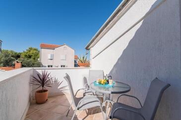 Rodinné apartmány s bazénem Supetar, Brač - 16774