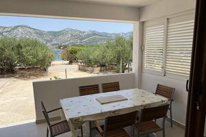 Appartamento di due stanze Kneza Appartamento di due stanze Kneza, Curzola - Korčula (A-168-b)
