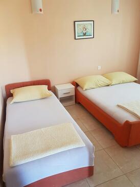 Apartments by the sea Sevid, Trogir - 16802