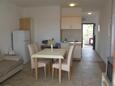 Sala da pranzo Barbat, Sala da pranzo nell'alloggi del tipo apartment, animali domestici ammessi e WiFi.