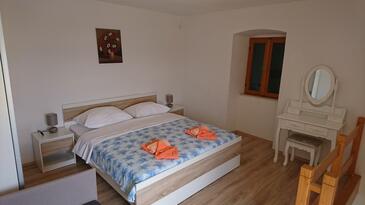 Ferienhaus mit Parkplatz Bol, Brac - 16820