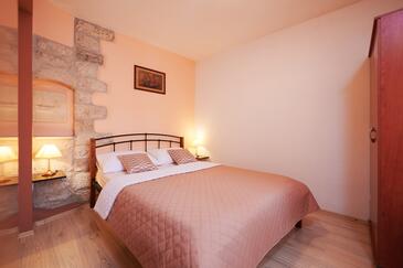 Apartments and rooms by the sea Trogir - 16844