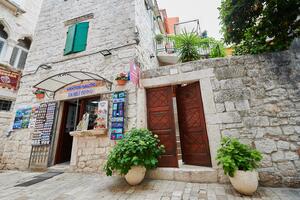Apartments and rooms by the sea Trogir - 16844