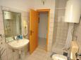 Ванная комната Sutivan, Ванная комната в размещении типа apartment, WiFi.