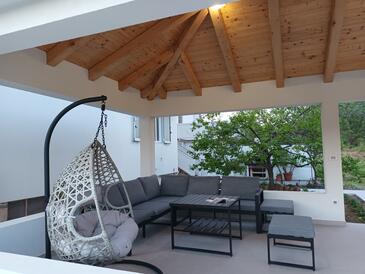 Appartamenti con piscina per famiglie Kampor, Arbe - Rab - 16865