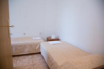 Appartamenti accanto al mare per famiglie Novaglia - Novalja, Pago - Pag - 16866