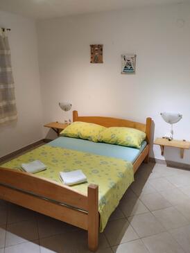 Apartmány s parkovištěm Jezera, Murter - 16874