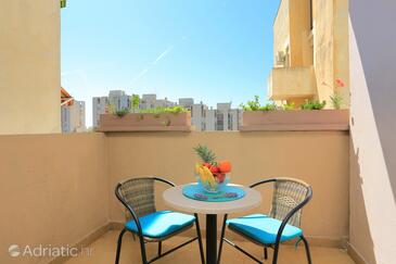 Apartments with WiFi Split - 16910