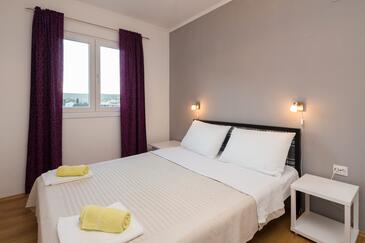 Apartmaji ob morju Vinišće, Trogir - 16928