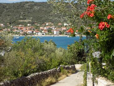 Ferienwohnungen am Meer Vinisce, Trogir - 16928 Adriatic.hr