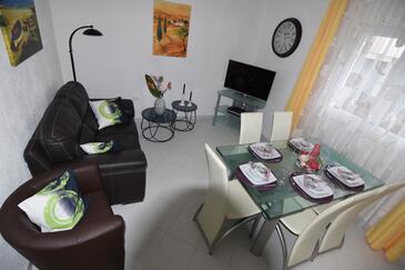 Apartments with parking space Okrug Gornji, Čiovo - 16935