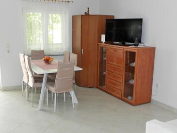 Apartments with parking space Sveti Vid, Krk - 16955