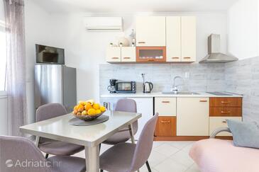 Lejlighedens parkeringsplads Marina, Trogir - 17013