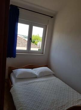 Apartments with parking space Okrug Gornji, Čiovo - 17032