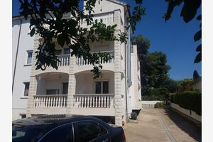 Appartements avec parking Okrug Gornji, Ciovo - 17032