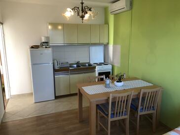 Tweekamerappartement Kampor, Rab (A-17034-a)