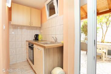 Apartmaji ob morju Nemira, Omiš - 17039