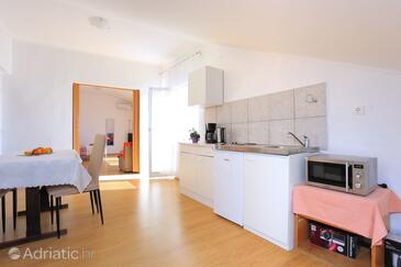 Apartmaji s parkingom Podstrana, Split - 17053