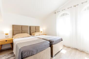 Luxusvilla a tenger mellett medencével Razanj, Rogoznica - 17071