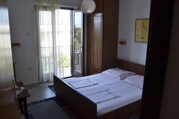 Apartments by the sea Živogošće - Mala Duba, Makarska - 17077