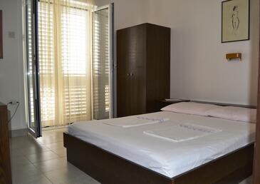 Apartments by the sea Živogošće - Mala Duba, Makarska - 17077