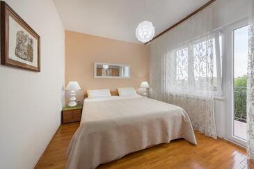 Apartmanok parkolóhellyel Banjole, Pula - 17097