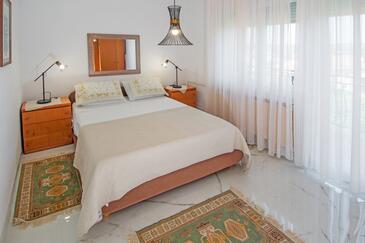 Apartments with parking space Banjole, Pula - 17097