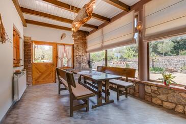 Beachfront house with hot tubArtatore, Lošinj - 17102