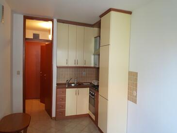 Apartmani s parkingom Novalja, Pag - 17110