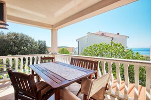 Dvoupokojový apartmán Rogoznica (A-17129-b)