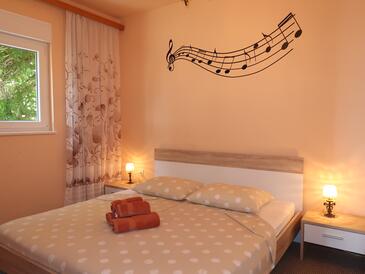 Apartments with parking space Rogoznica - 17138