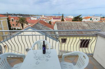 Apartmaji s parkingom Novalja, Pag - 17140