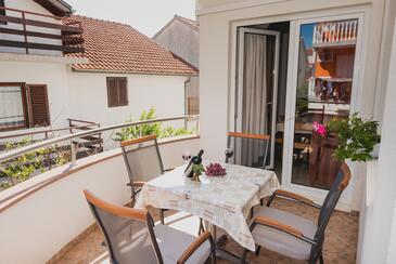 Dvojizbový apartmán Srima - Vodice, Vodice (A-17161-b)