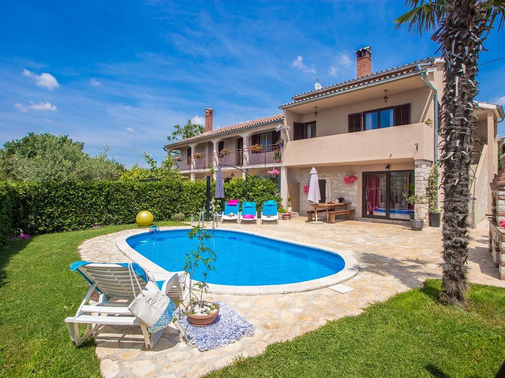 Family friendly house with a swimming pool Radetići, Central Istria - Središnja Istra - 17183