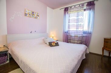 Family friendly house with a swimming pool Radetići, Central Istria - Središnja Istra - 17183