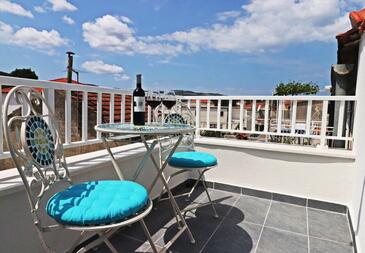 Nyaralóház a tenger mellett Stari Grad, Hvar - 17189