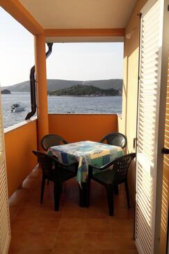 Apartmaji ob morju Supetarska Draga - Donja, Rab - 17201